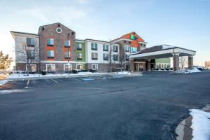holiday inn express and suites logan by ihg