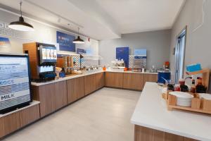 holiday inn express and suites logan by ihg