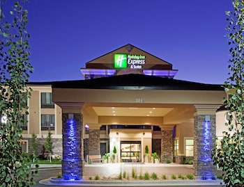 holiday inn express and suites logan by ihg