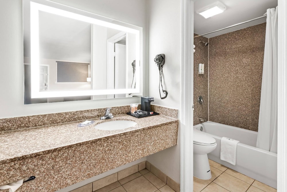 quality inn harvey new orleans