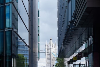 hilton london tower bridge