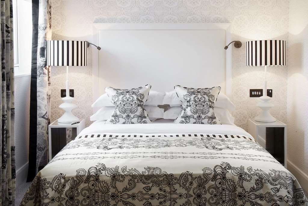 the mandeville hotel