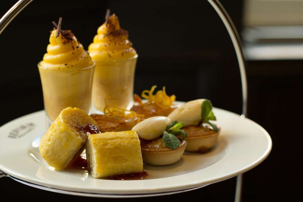 the mandeville hotel