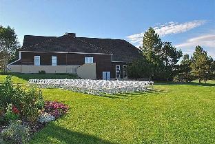 lone tree golf club and hotel