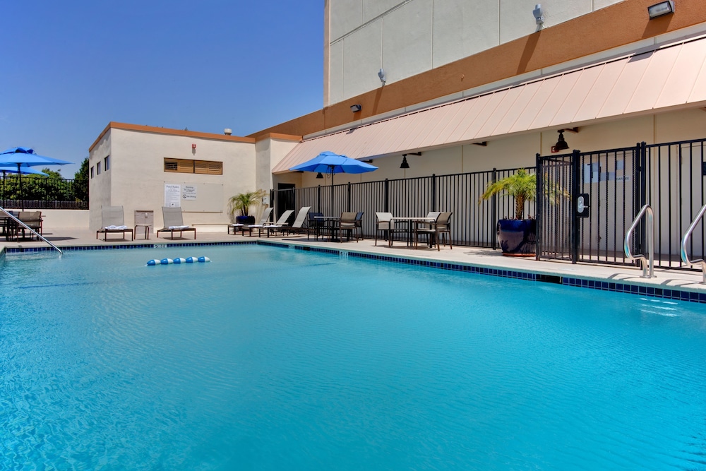 holiday inn los angeles lax airport by ihg