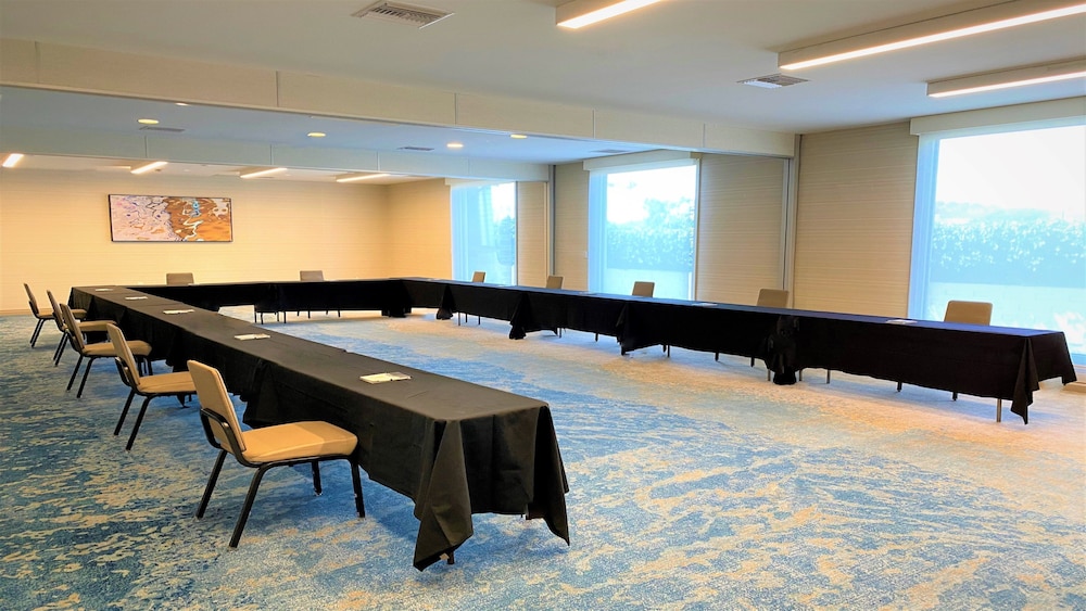 holiday inn los angeles lax airport by ihg