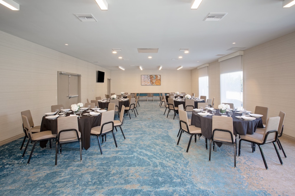 holiday inn los angeles lax airport by ihg