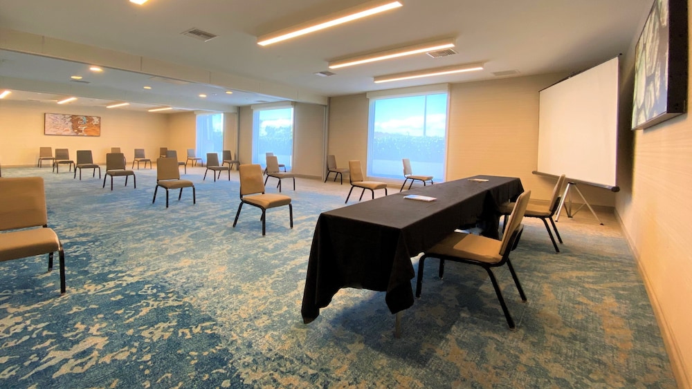 holiday inn los angeles lax airport by ihg