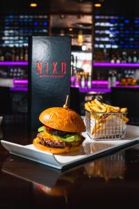 e central downtown los angeles hotel