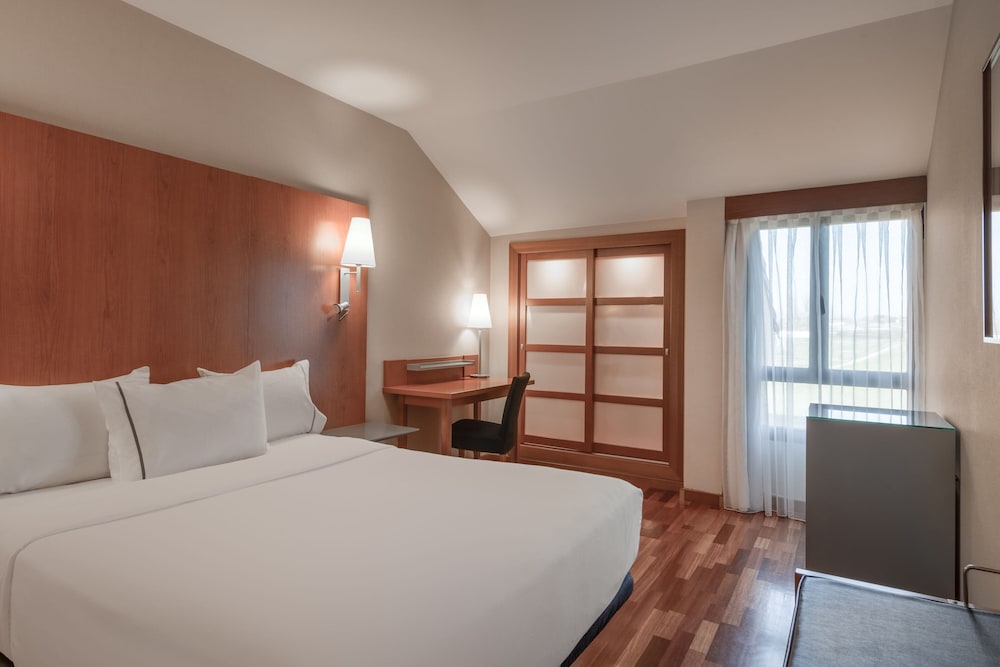 ac hotel palencia by marriott