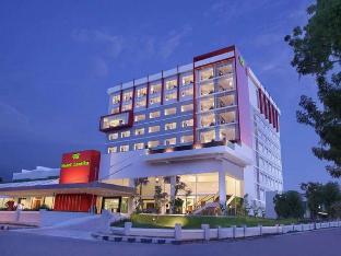 hotel santika palu