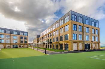 The Space To Stay,,3 star