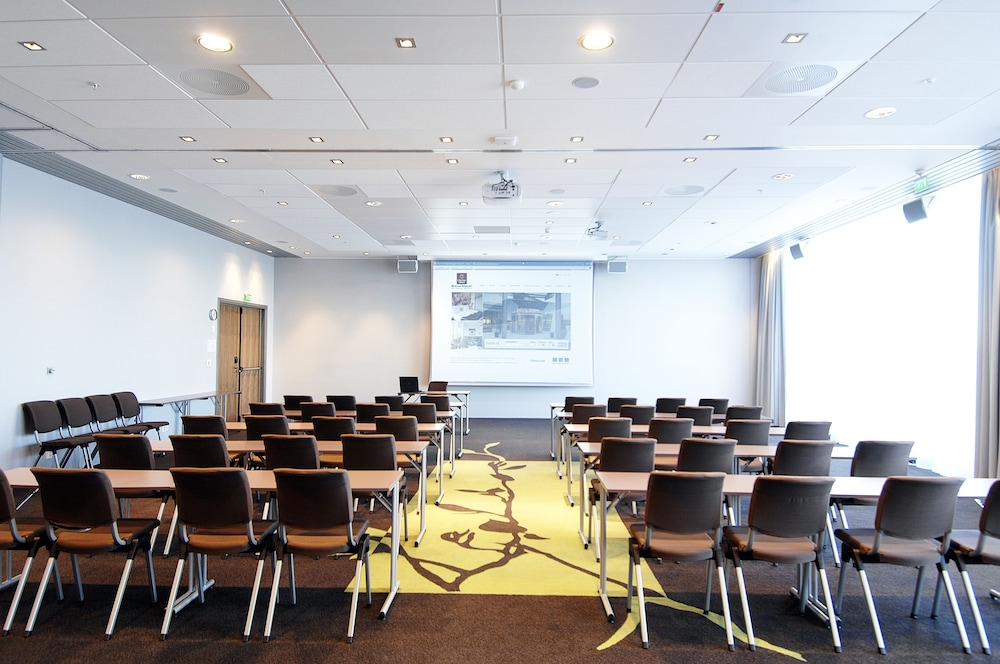 clarion hotel bergen airport terminal