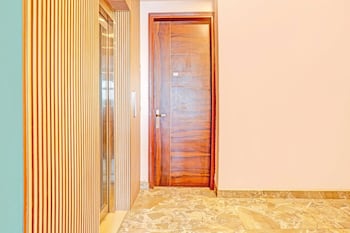 del fox hotel new delhi just a minute away from new delhi railway station and connaught place