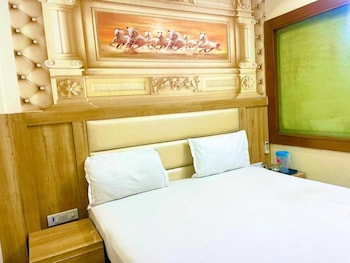 del fox hotel new delhi just a minute away from new delhi railway station and connaught place