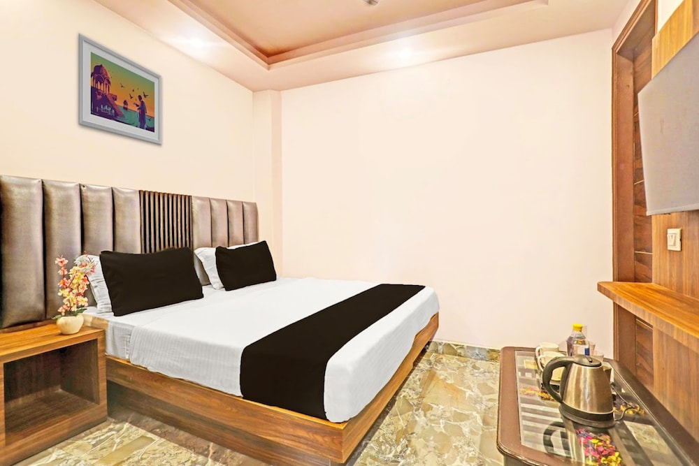del fox hotel new delhi just a minute away from new delhi railway station and connaught place