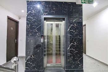 Del Fox Hotel New Delhi - Just A Minute Away From New Delhi Railway Station And Connaught Place,,4 star