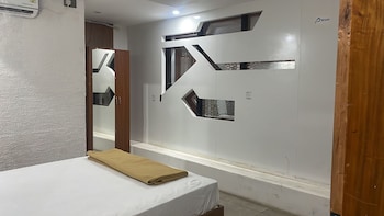 vin hotels and service apartments manyata tech park