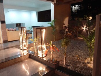 vin hotels and service apartments manyata tech park