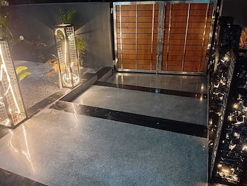 vin hotels and service apartments manyata tech park