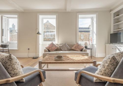 hitchmans mews 2bd in chipping norton