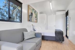 city lights holiday park