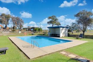 city lights holiday park
