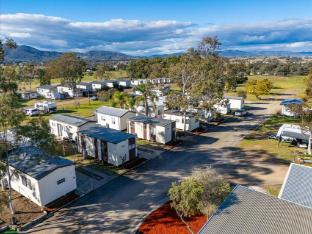 city lights holiday park