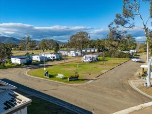 city lights holiday park