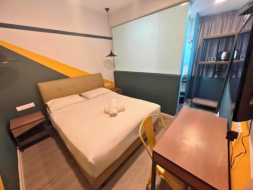 smile hotel subang airport