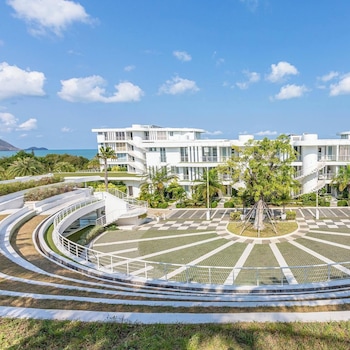 ocean beachfront smart unit
