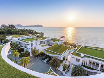 ocean beachfront smart unit