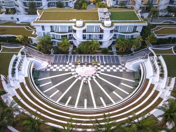 ocean beachfront smart unit