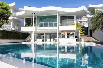 ocean beachfront smart unit