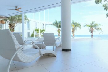 Ocean Beachfront Smart Unit,,3 star