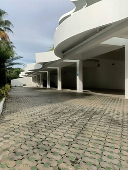 ocean beachfront smart unit