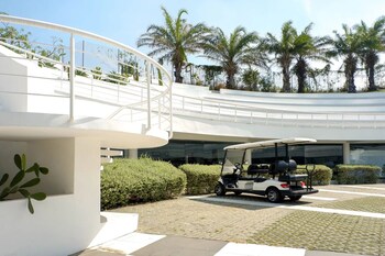 ocean beachfront smart unit