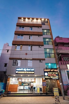Hotel Hill Valley,,3 star