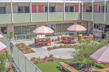 City Center Hotel Long Beach, Sonder By Marriott Bonvoy,566 East 3Rd Street,4 star