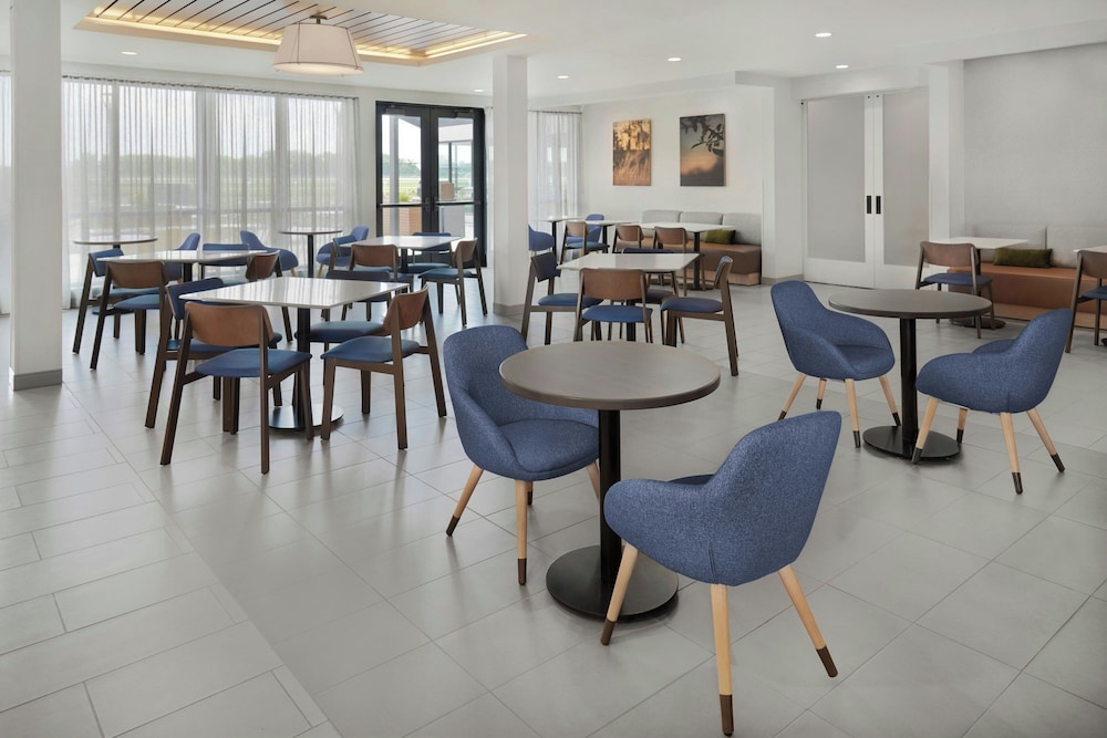 towneplace suites by marriott columbus