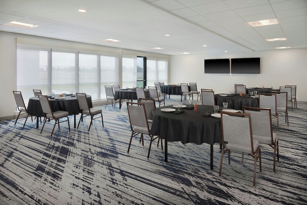 towneplace suites by marriott columbus
