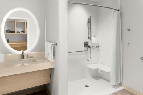 towneplace suites by marriott columbus