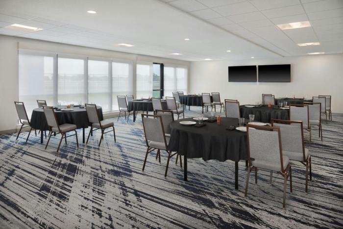 towneplace suites by marriott columbus
