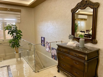 Luxurious Villa Serene Garden New Cairo,,5 star
