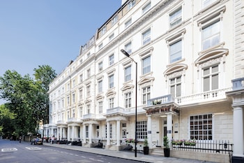 Queens Park Premier London Hyde Park,,3 star