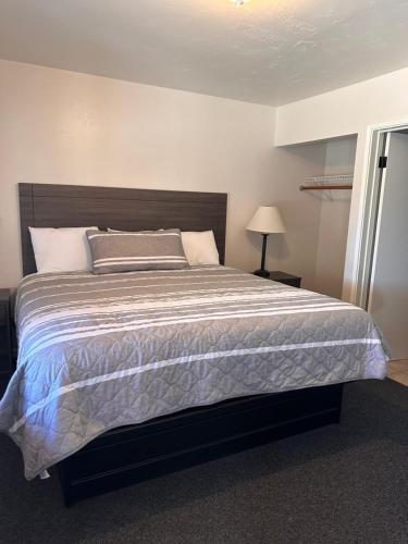 lee vining motel