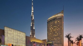 holistay luxury homes down town direct access dubai mall