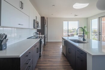 Kb - Trovita Rio,701 West Rio Salado Parkway,4 star