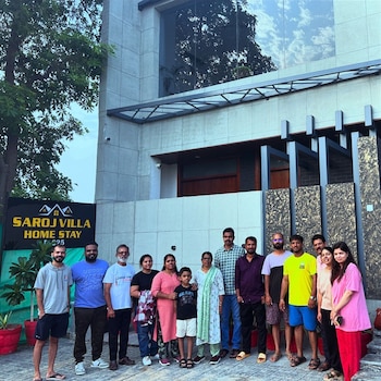 saroj villa