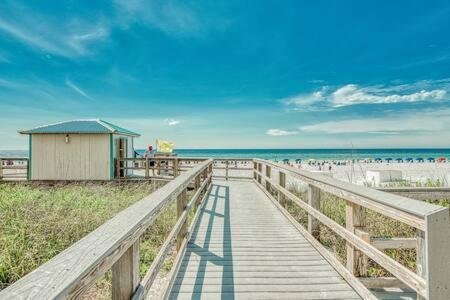 destin